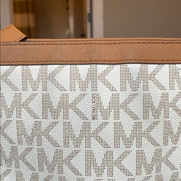 Michael Kors Handbag and Wallet - Picture 6 of 8